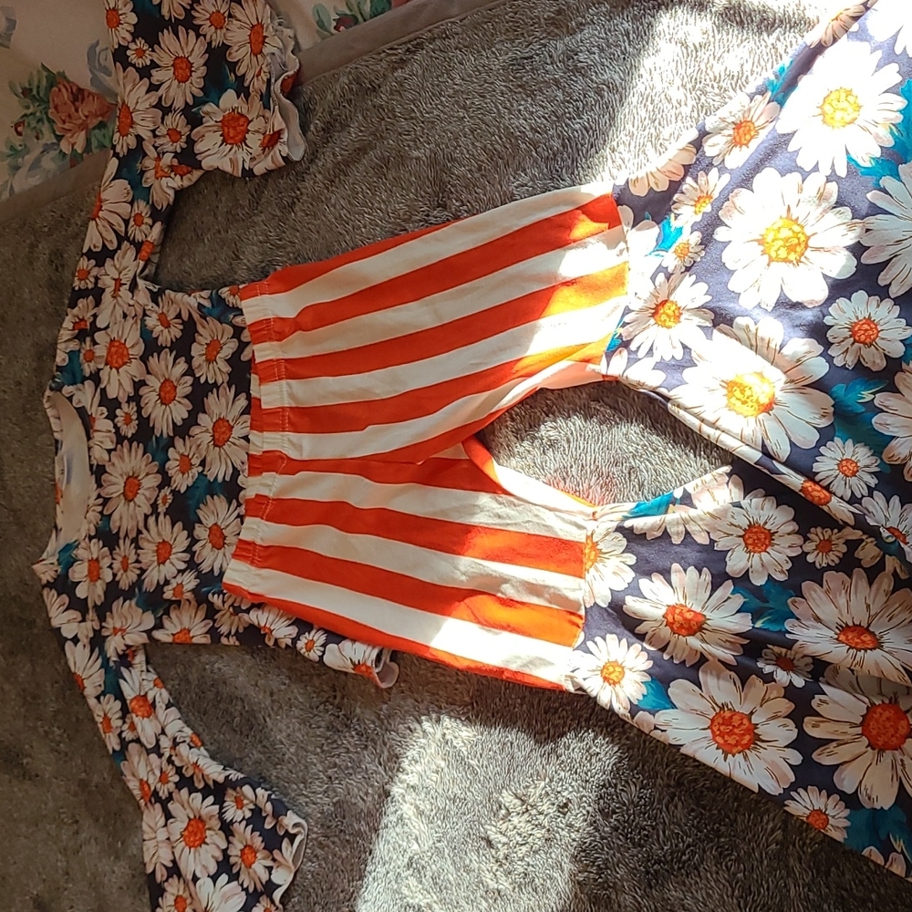 Adorable outfit &pants for lil girl